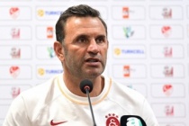 Okan Buruk: "Önceliğimiz 4 transfer, Galatasaray taraftarını çok mutlu edecek transferlerimiz var"