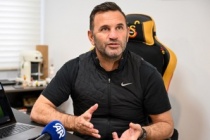 Okan Buruk'tan İlkay Gündoğan, Batshuayi ve Sacha Boey cevabı! "1 sene daha devam edecek"