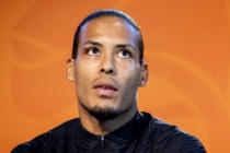Virgil Van Dijk'tan Barış Alper Yılmaz'a büyük övgü! "Çok önemli oyuncu, ele avuca sığmıyor"