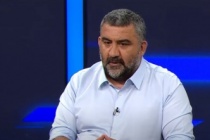 Ümit Özat: "Galatasaray'da ikisinden biri yalan söylüyor, suçunu itiraf etti"