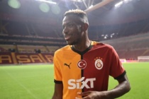 Galatasaray'a Victor Osimhen için yakın arkadaşından güzel haber geldi!