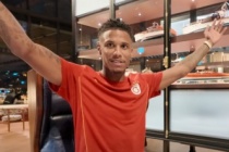 Ismail Jakobs: "Hiçbir rakip futbolcu bizimle tokalaşmadı, gerçekten çok şaşırdım"