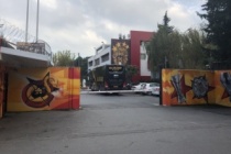Galatasaray - Beşiktaş derbisi öncesi sürpriz ziyaret! Florya'ya geldi!