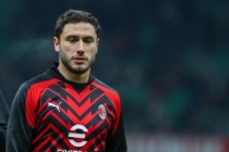 Galatasaray'ın yeni sağ beki Milan'dan geliyor! 3-4 milyon Euro'luk teklife sıcak bakacak!