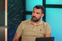 Engin Baytar: "Galatasaray'da yedek kulübesinde oturmasına üzülürüm ama gidişat onu gösteriyor"