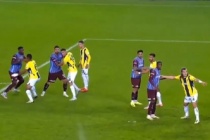 Trabzonspor - Fenerbahçe maçında skandal! Golden önce düdüğü çaldı, iptal etti!