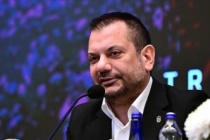 "Trabzonspor 4 milyon Euro'dan aşağı inmiyor, Galatasaray 3 milyon Euro ve bir oyuncu teklif ediyor"