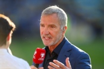 "Mourinho, Galatasaray stadına bayrak dikmek istiyorsa çıkışların nerede olduğunu bilmeli, Usain Bolt gibi koşmalı"