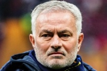 Fenerbahçe, Galatasaray'ın stadına Icardi pastası getirmiş!