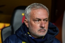 Jose Mourinho haddini aştı, Galatasaray'a karşı ırkçılık yaptı! "Maymun gibi zıplıyorlardı"