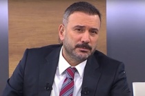 Ertem Şener: "Mourinho'ya bir şey söylemiyorlar, Galatasaray'da maaşının yarısının yarısını alıyordur, bunları konuşan yok"
