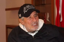 Gökmen Özdenak: "Galatasaraylılar memnun değilse yerine başkasını bulsun, Fenerbahçe'ye kıyak yaptı"