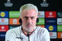 Jose Mourinho'nun parası yetmedi, yıllar sonra Galatasaray forması giydi!