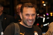 Okan Buruk, Bayer Leverkusen maçını izledi! Galatasaray için "İkisi birden" cevabını verdi!