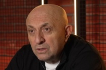 Sinan Engin, Galatasaraylı ismi eleştirdi! "Havaya girdi, sakatlandı, neredesin kardeşim?"
