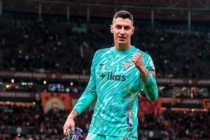 "Berke Özer, Galatasaray'da! Önümüzdeki sezon Galatasaray formasını terletecek"