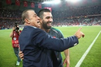 Arda Turan ve Fatih Terim'in Galatasaray'dan istediği iki oyuncuyu açıkladı!