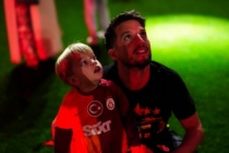 Dries Mertens, şampiyonluk kutlamalarında herkesin merak ettiği soruya cevap verdi!