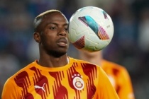 Galatasaray'ın Victor Osimhen'in kafasını karıştıran olay teklifini duyurdu!
