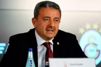 İbrahim Hatipoğlu: "Hakan Çalhanoğlu ve Petrovic'in menajeri aynı, oturduk yemek yedik, şartlarını sorduk"