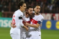Orkun Kökçü ve Hakan Çalhanoğlu, Galatasaray'a geliyor mu? Belli oldu!
