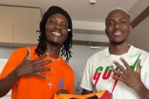 Victor Osimhen'den heyecanlandıran karar!