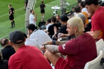 Mauro Icardi, tribünden sahaya indi, tek tek herkese söyledi!
