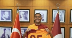 Galatasaray'ın yeni golcüsü Carlos Vinicius