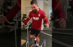 Arda Turan'dan "Futbolu bırakıyor" iddialarına ince gönderme