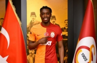 Galatasaray'ın yeni sol beki Derrick Köhn!
