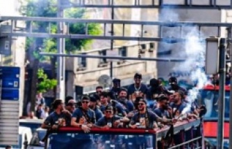 Galatasaray'dan şampiyonluk turu