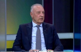 Rasim Kara: "Okan hocanın elbette bir bildiği vardır ama ilk 11'de oynamalı"