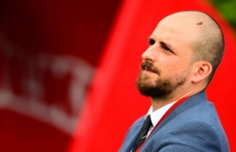 Burhan Can Terzi: "Erden Timur'un transferde en büyük favorisi, biriyle de imza aşamasına gelindi"