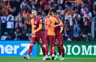 Galatasaray, Sivasspor'a gol olup yağdı!