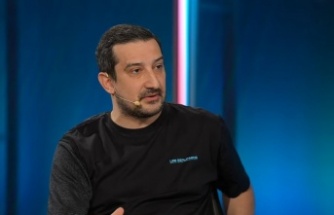 Serhat Akın: "Galatasaray'a yenilirken doğum günü kutladı, uyurken Osimhen'i aldılar, artık hayır gelmez"