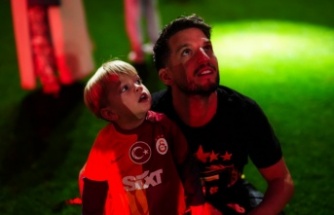 Dries Mertens, şampiyonluk kutlamalarında herkesin merak ettiği soruya cevap verdi!