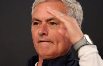 Galatasaray, şampiyonluk sonrası Jose Mourinho'yu çıldırttı!