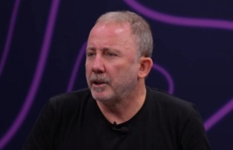 Sergen Yalçın: "Galatasaray'ın transfer etmekte bu kadar istekli olması doğru değil, şimdi el mahkum o parayı verecekler"
