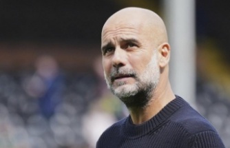 "Pep Guardiola ile yazıştık, Galatasaray'a transferi bir ihtimal var"